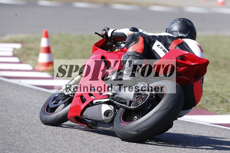/49 26.08.2025 Cornu Master School ADR/rot-rouge/63